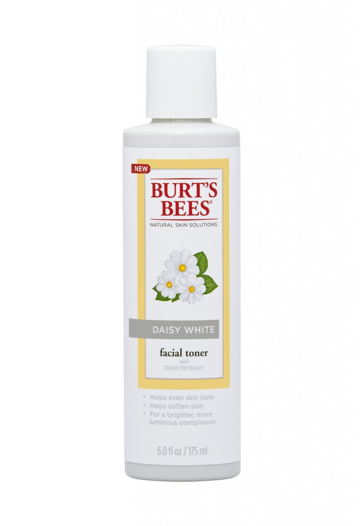 2. Burt’s Bees Daisy White Facial Toner 1,050 บาท