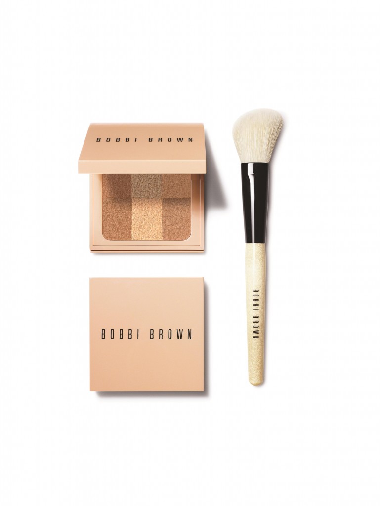 7.Bobbi Brown Nude Finish Illuminating Pwder 2,200 บาท